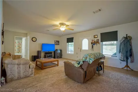 4865 S Main St, Waldron, AR 72958 photo 10