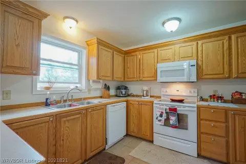 4865 S Main St, Waldron, AR 72958 photo 18