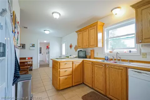 4865 S Main St, Waldron, AR 72958 photo 19