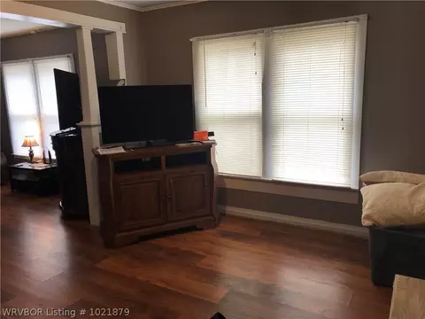 704 3rd St, Ozark, AR 72949 photo 3