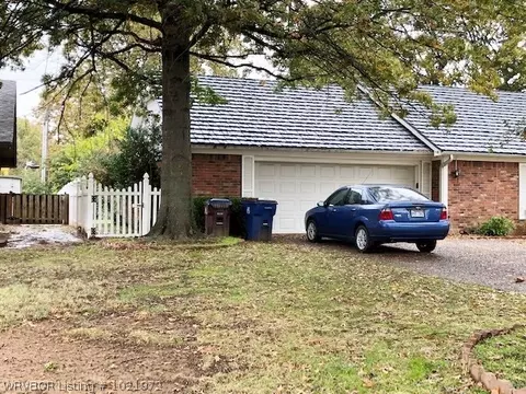 4623 R St, Fort Smith, AR 72903 photo 2