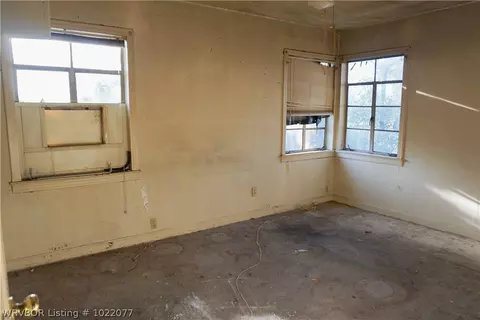 820 N S St, Fort Smith, AR 72904 photo 8