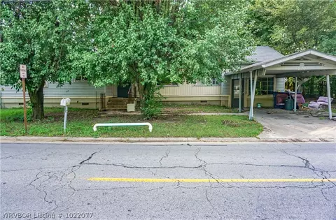 820 N S St, Fort Smith, AR 72904 photo 1
