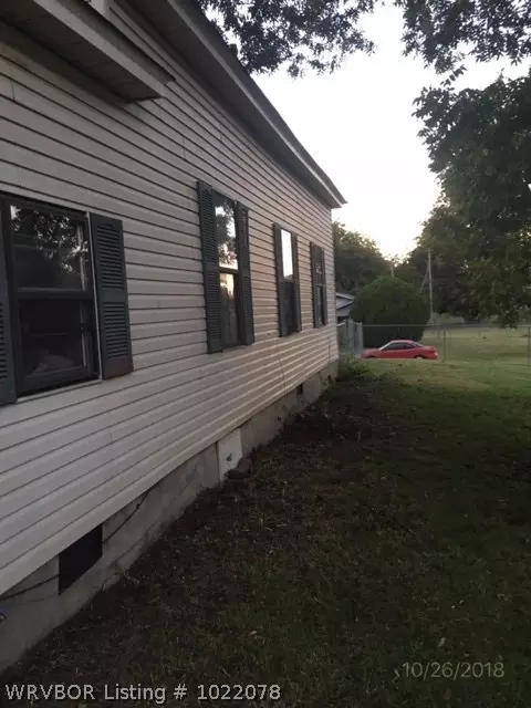 1930 N 13th St, Fort Smith, AR 72904 photo 3