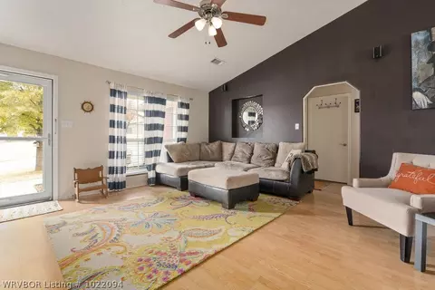 1202 Short 10th St, Barling, AR 72923 photo 4