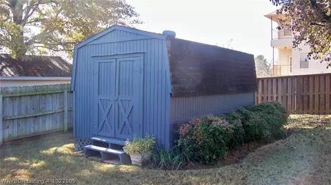 4112 Gascony, Fort Smith, AR 72903 photo 3