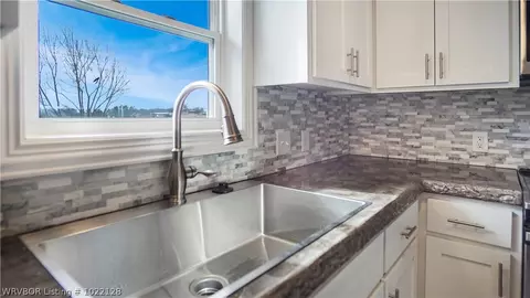 8805 N Lake Ln, Hackett, AR 72937 photo 7