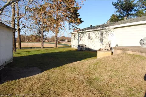 1111 S Division St, Lavaca, AR 72941 photo 5
