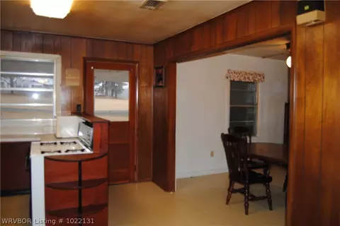 1111 S Division St, Lavaca, AR 72941 photo 11