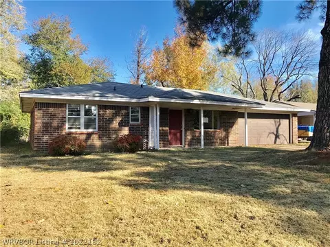 8905 Fresno St, Fort Smith, AR 72903 photo 1