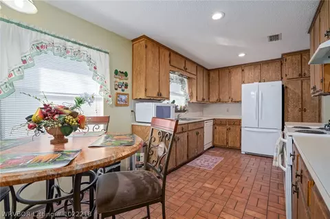 2400 Feather Hill Rd, Lavaca, AR 72941 photo 10