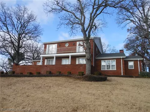 7315 Riviera Dr, Fort Smith, AR 72903 photo 1