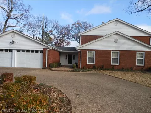 7315 Riviera Dr, Fort Smith, AR 72903 photo 2