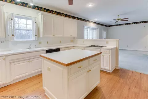 2100 Hendricks Blvd, Fort Smith, AR 72903 photo 9