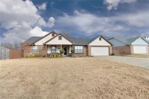 9205 Rosewood Dr, Fort Smith, AR 72903 photo 1