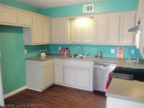 1011 Harrell St, Alma, AR 72921 photo 6