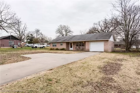 307 W Howard St, Mansfield, AR 72944 photo 4