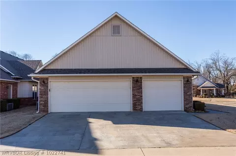 25 Stonegate Ct, Fort Smith, AR 72916 photo 5