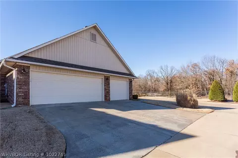 25 Stonegate Ct, Fort Smith, AR 72916 photo 4