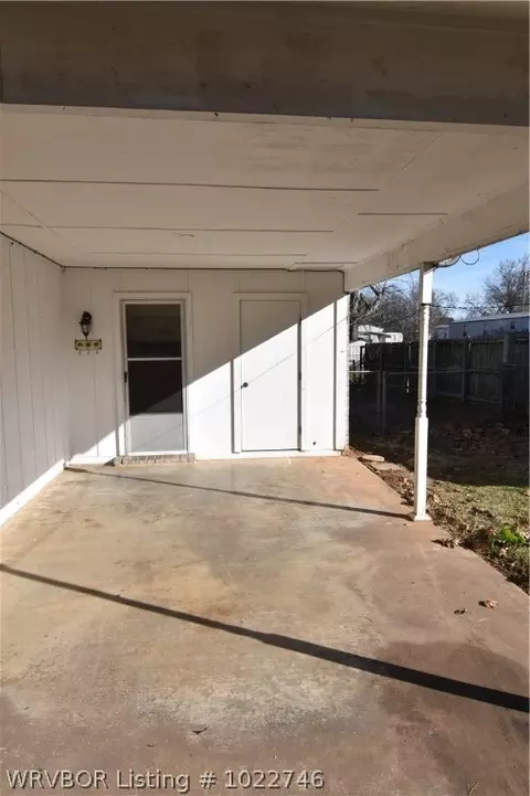 910 Pattie Ln, Barling, AR 72923 photo 24