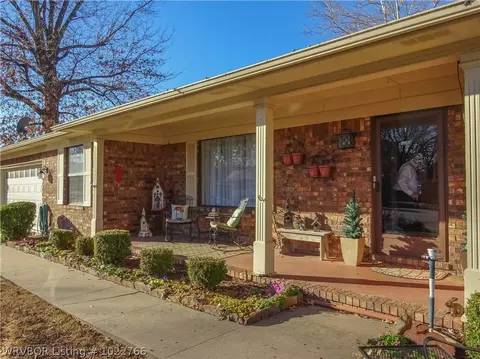 1307 Meadow Cir, Fort Smith, AR 72908 photo 3