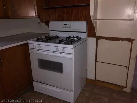 396 W 4th St, Waldron, AR 72958 photo 22