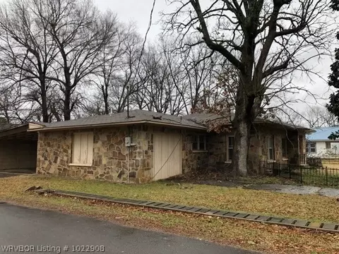 396 W 4th St, Waldron, AR 72958 photo 25