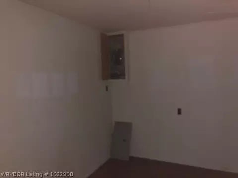 396 W 4th St, Waldron, AR 72958 photo 7