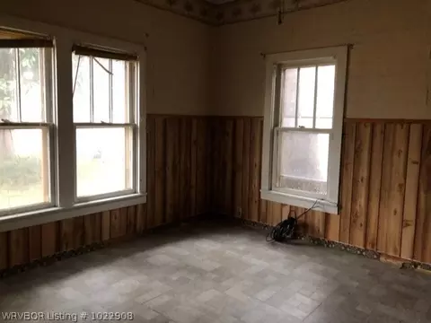 396 W 4th St, Waldron, AR 72958 photo 14