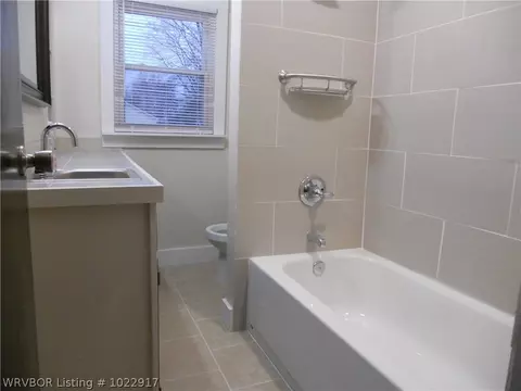 1023 N 47th St, Fort Smith, AR 72904 photo 4