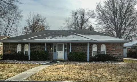 9212 S Fresno St, Fort Smith, AR 72903 photo 1