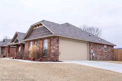 1720 Daisy Ln, Alma, AR 72921 photo 3