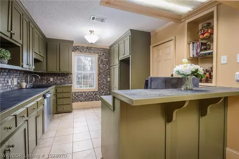 9220 Skypark Dr, Fort Smith, AR 72903 photo 7
