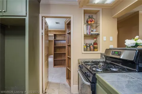 9220 Skypark Dr, Fort Smith, AR 72903 photo 10