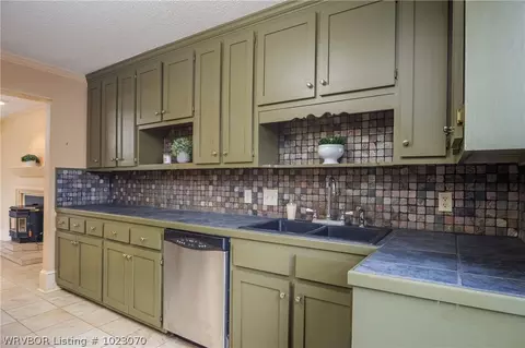 9220 Skypark Dr, Fort Smith, AR 72903 photo 8