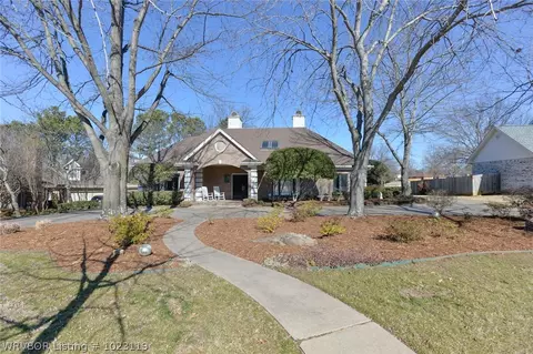 2205 Brigadoon Dr, Fort Smith, AR 72908 photo 1