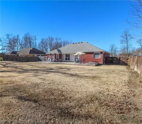1002 Jessie Dr, Lavaca, AR 72941 photo 4