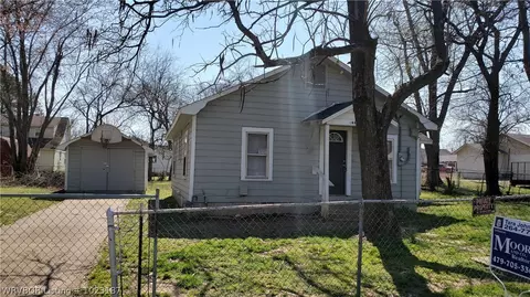 105 E Market St, Ozark, AR 72949 photo 14