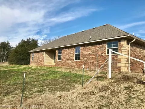309 Gerald Holt Way, Hackett, AR 72937 photo 17