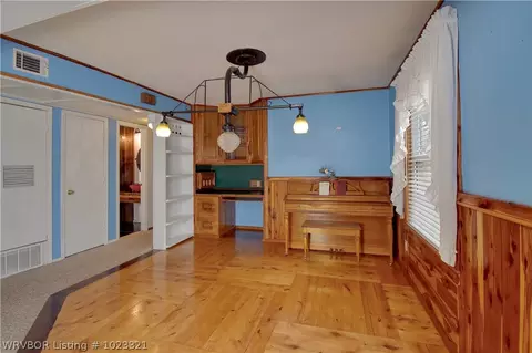 410 E Carr St, Paris, AR 72855 photo 10