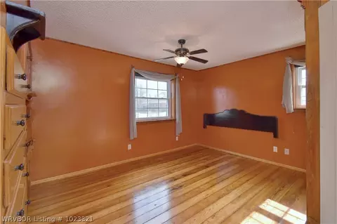 410 E Carr St, Paris, AR 72855 photo 15
