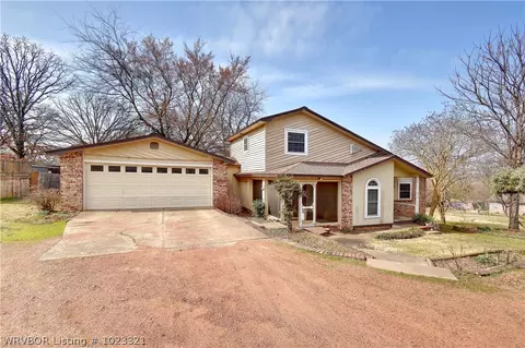 410 E Carr St, Paris, AR 72855 photo 1