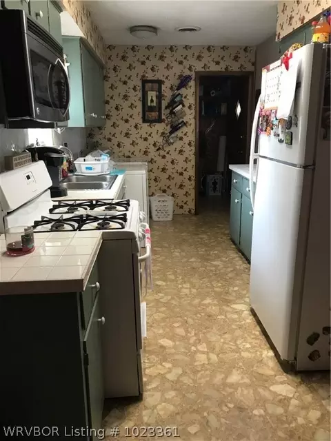 112 Hall St, Paris, AR 72855 photo 6