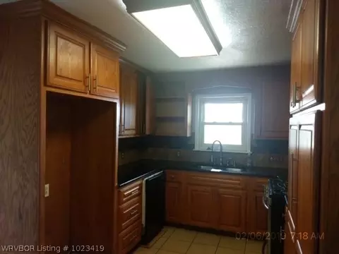 6119 S 10th St, Fort Smith, AR 72908 photo 3