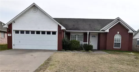 400 Chateau Dr, Fort Smith, AR 72908 photo 1