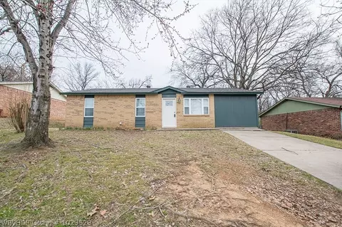 1001 N St, Barling, AR 72923 photo 1