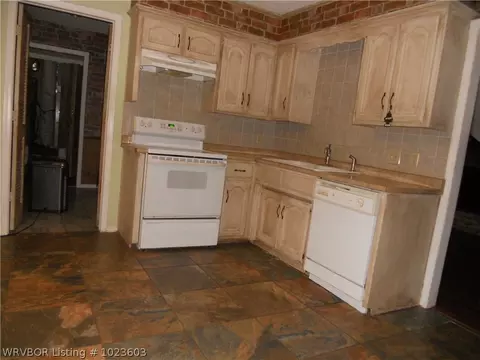 3221 S 57th St, Fort Smith, AR 72903 photo 21