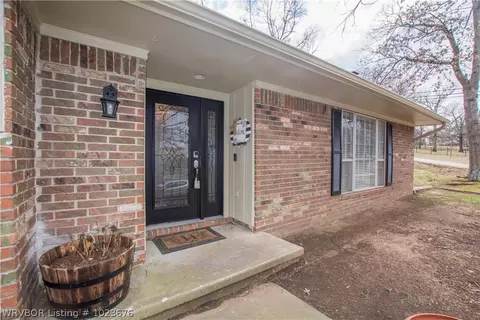 3100 Ionia St, Fort Smith, AR 72903 photo 2