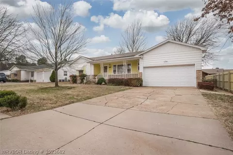 315 N Albert Pike Ave, Fort Smith, AR 72903 photo 2
