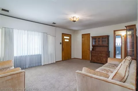 315 N Albert Pike Ave, Fort Smith, AR 72903 photo 4